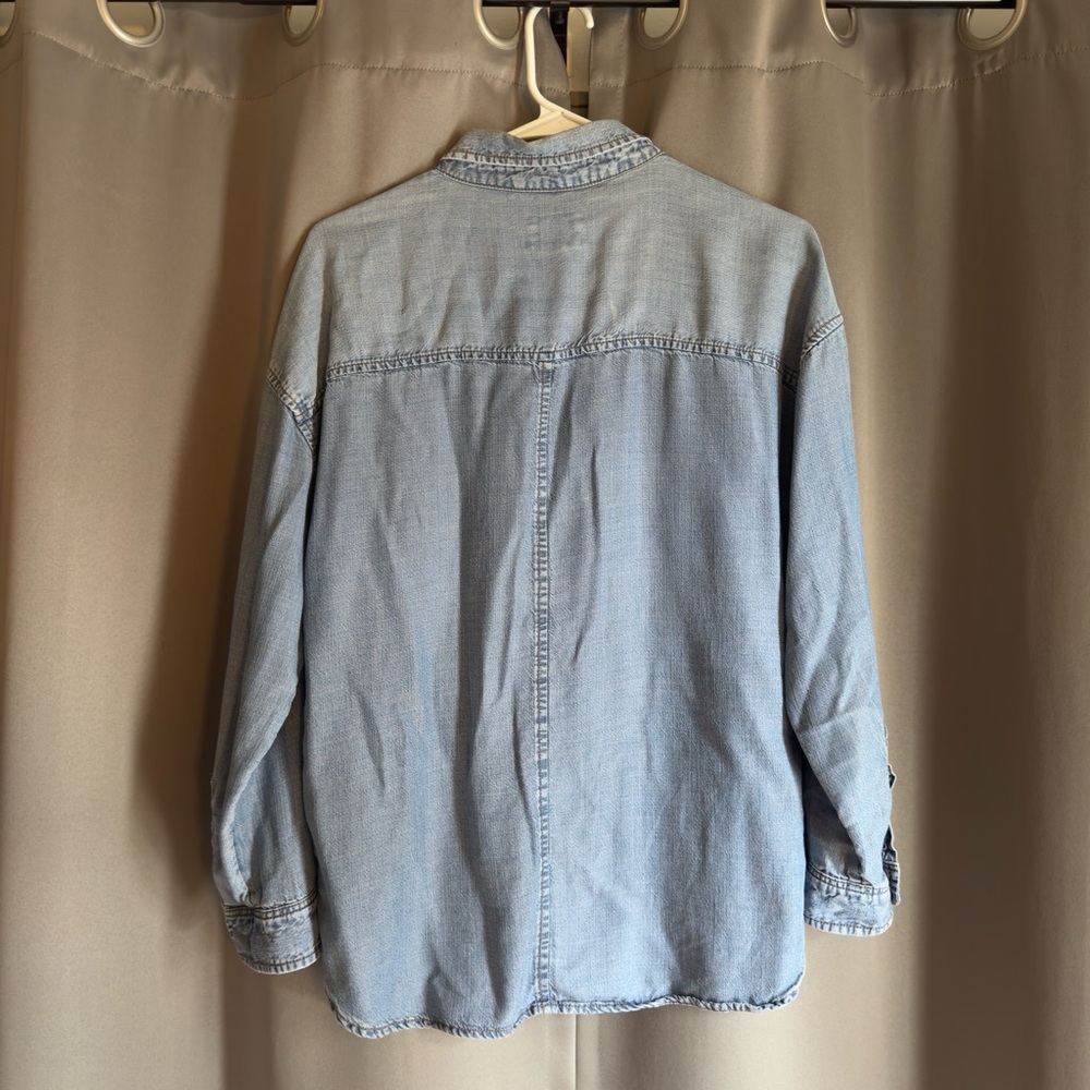 American Eagle Soft Denim Jacket - Picture 3 of 5